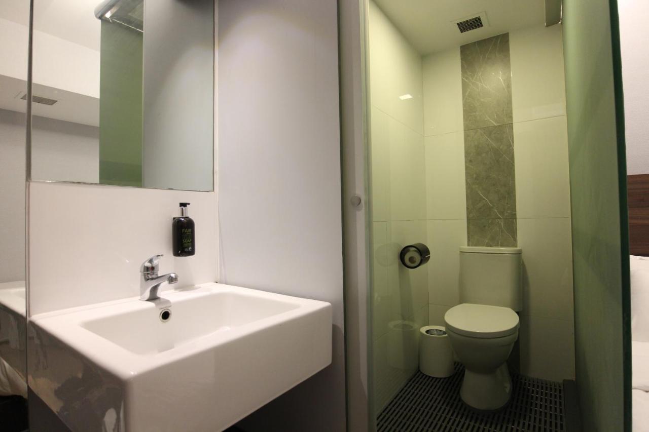 St Signature Bugis Beach, Short Overnight, 12 Hours, Check In 7Pm Or 9Pm Singapore Bagian luar foto